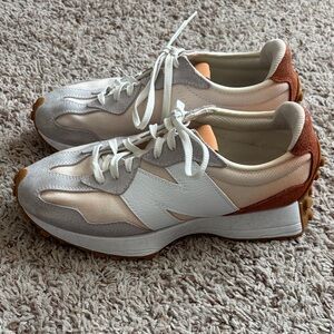 Women's New Balance 327 Sneakers